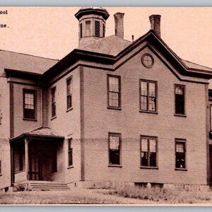 Postcard  Unposted  Maine  Foxcroft School Buliding #945